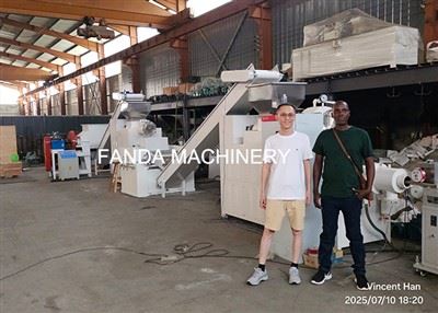 Mașină de fabricat săpun