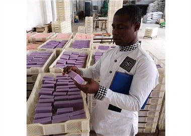 Mașină industrială de preparare a săpunului de spălătorie